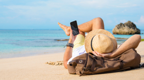 Strand Smartphone Foto iStock Grinvalds